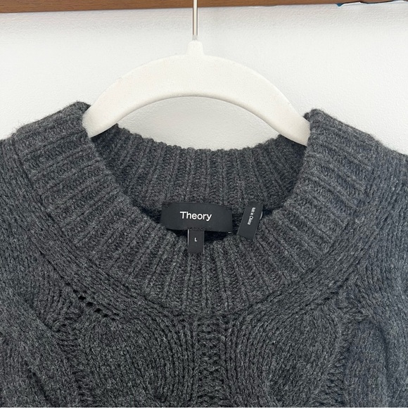 Theory Cable Knit Wool & Cashmere Sweater – Size L - Picture 4 of 5